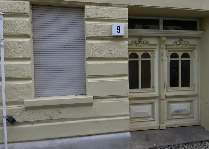 Neu Saniertes Penthouse Mit Offener Wohnkueche * マクデブルク