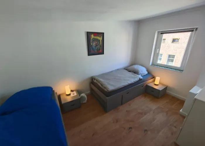 Neu Saniertes Penthouse Mit Offener Wohnkueche マクデブルク